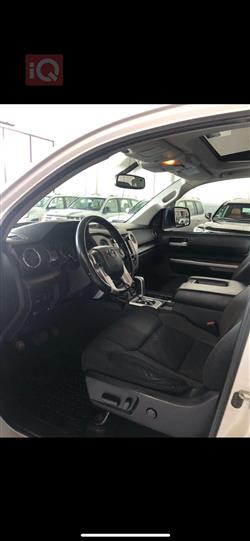 Toyota Tundra